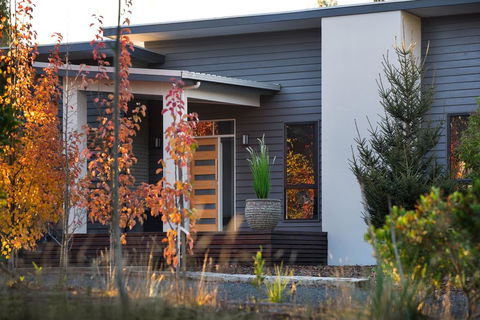 Arya - Accommodation VIC 1