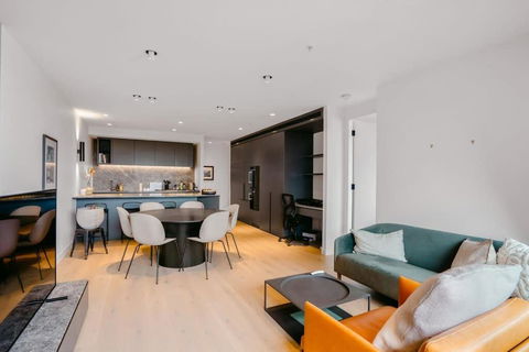 Luxurious Elsternwick Apt Living With Parking - Accommodation VIC 3