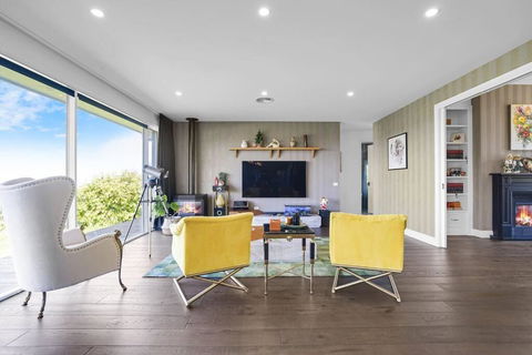 Luxury & Plush Lifestyle 5 Bedroom House In Mt Eliza - Accommodation VIC 3