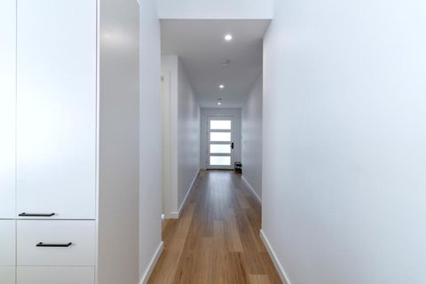 Luxury Home Away From Home - Accommodation VIC 3