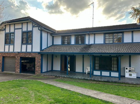 Luxury House 5 Bedrooms - Accommodation VIC 0