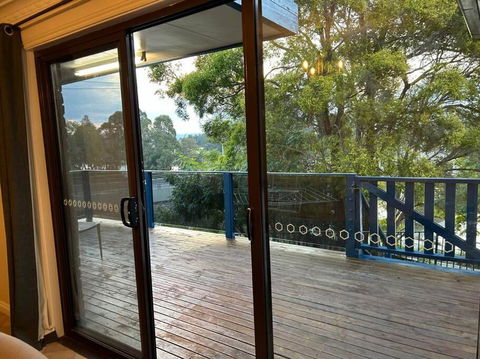 Luxury House 5 Bedrooms - Accommodation VIC 2