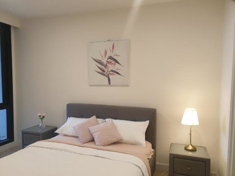 M-city Apartment - Accommodation VIC 3