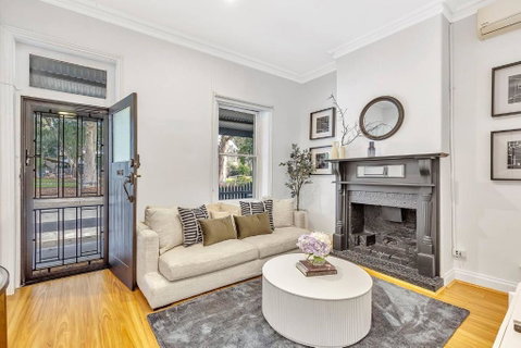 Main Street Terrace - An Elegant Urban Escape - Accommodation VIC 2