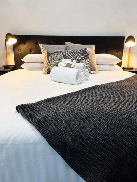 Manjimup Hotel - Accommodation VIC 3