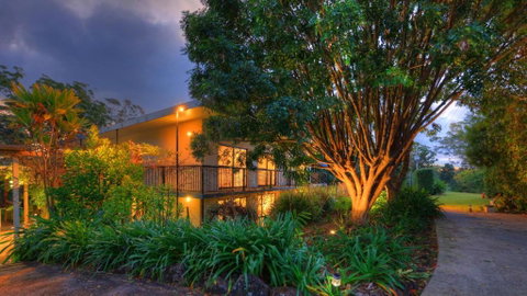 Mapleton Falls Accommodation - Accommodation VIC 2