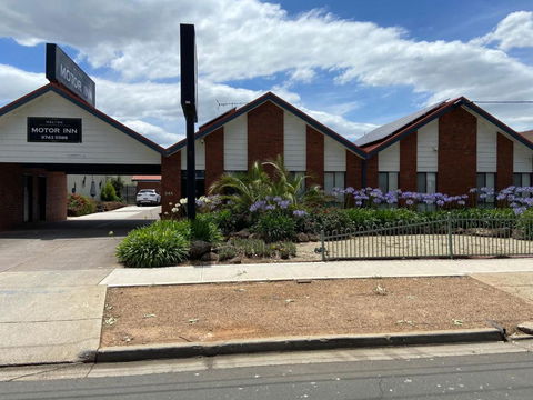 Melton Motor Inn And Apartments - Accommodation VIC 0