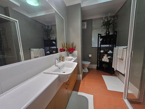 Melville Oasis - Accommodation VIC 3