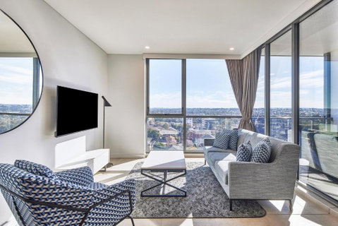 Meriton Suites Liverpool - Accommodation VIC 0