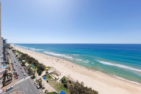 Meriton Suites Surfers Paradise - Accommodation VIC 3