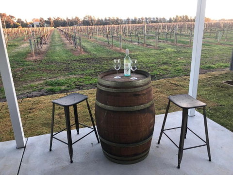 Milawa Vineyard Views - Guesthouse 1 - Accommodation VIC 1