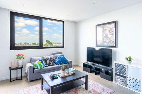 Modern 2B Apt In Clayton South - Accommodation VIC 2
