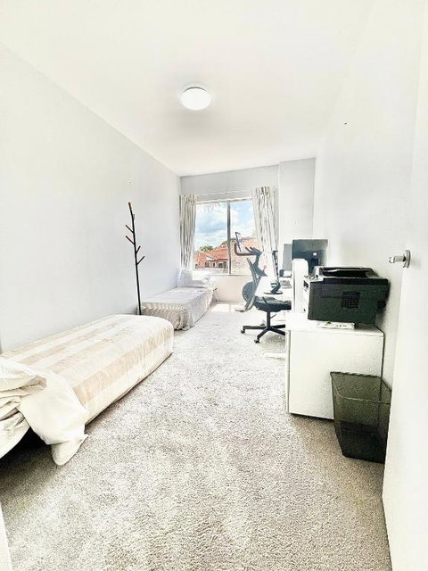 Modern 3BR Beachside Oasis - Accommodation VIC 3
