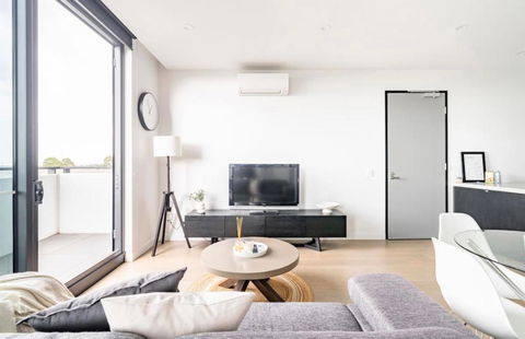 Modern Clayton Apartment Close To Uni And Hospital - Accommodation VIC 1