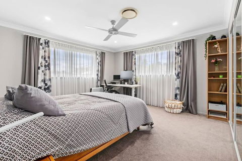 Northlakes Family Stay & Pool - Accommodation VIC 1