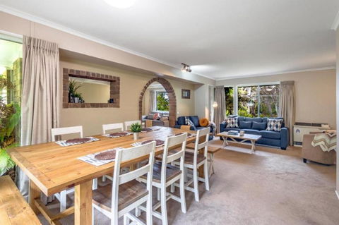 Oak And Cedar - Accommodation VIC 1