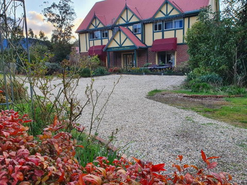 Oaktree Guest House - Accommodation VIC 1