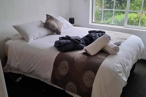 Orchard 2 Bedroom Apartment In Devonport - Accommodation VIC 3