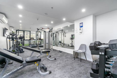 Park Avenue Apt In The Heart Of The City - Accommodation VIC 1