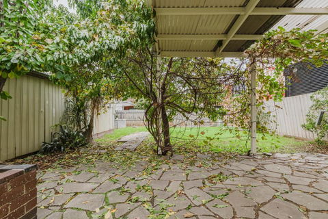 Palms By Yarraville With Large 2 Bed Home & Yard - Accommodation VIC 0