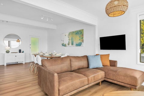 Pambula Little Beach House - Accommodation VIC 3