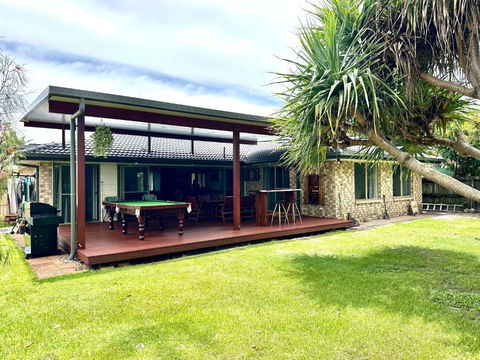 Pandanus Paradise. Newly Renovated 4 Bedroom Home - Accommodation VIC 0