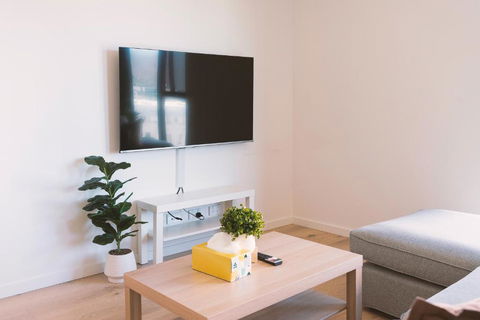 Patio Mt View 1BR Apt In CBD Near ANU And Museum With Free Parking And WiFi - Accommodation VIC 1