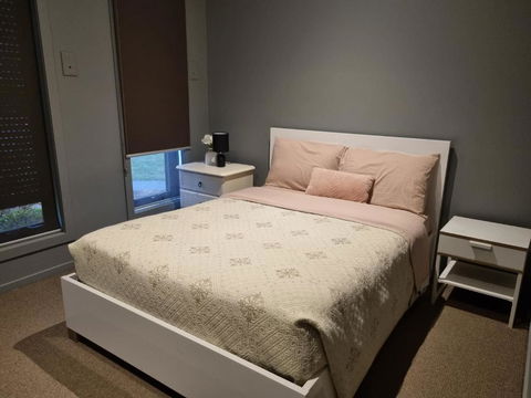 Peaceful 3 Bedroom House In Melton Vic - Accommodation VIC 1