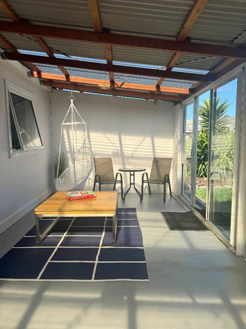 Penguin Paradise Beach House - Accommodation VIC 1