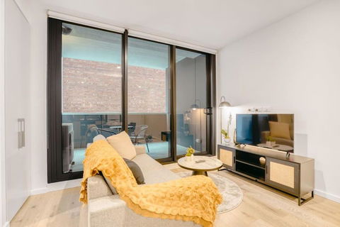 Penny Lane - 2BR Apt In The Heart Of Moonee Ponds - Accommodation VIC 1