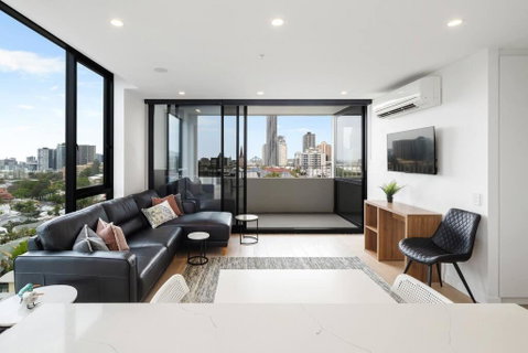 Perfect Haven In Spring Hill 2B1B And Parking - Accommodation VIC 0