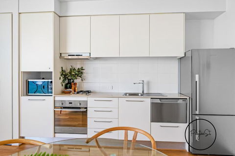 Perfect Penthouse - WiFi Included - Accommodation VIC 3