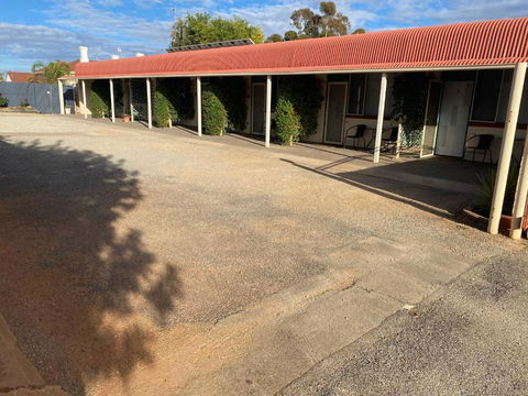 Peterborough Motel - Accommodation VIC 2
