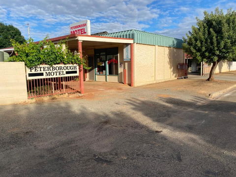 Peterborough Motel - Accommodation VIC 3