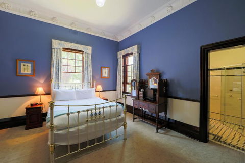 Petersons Armidale Winery And Guesthouse - Accommodation VIC 2