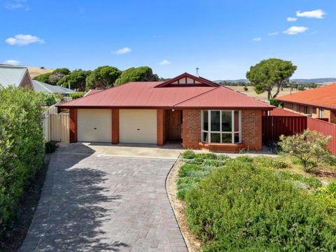 Pets At The Beach 8 Marto Court - Accommodation VIC 1