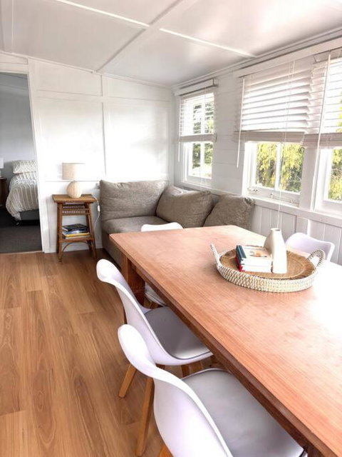 Pine Cottage - Accommodation VIC 1