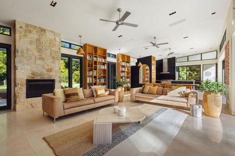 Pine Mountain - Accommodation VIC 2