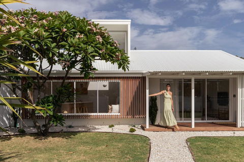 Pipis - Accommodation VIC 2