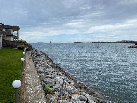 Port Lincoln Marina Waterfront Apartment - Accommodation VIC 1