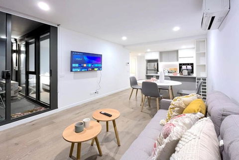 Pride Moonee Ponds 1B2B Nest - Accommodation VIC 1