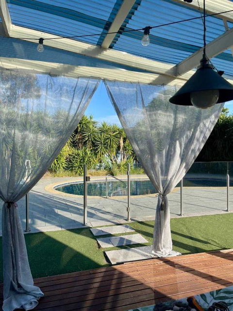 Prime Glen Huntly Beauty - 4BR Family Home W Pool - Accommodation VIC 1