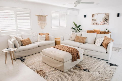 Prime Location With Pool - Walk To Coolum Beach - Accommodation VIC 1