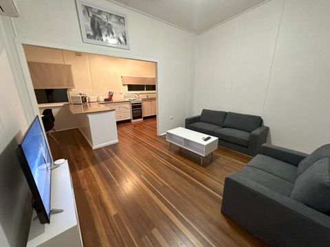 Private 1 Bedroom Apartment With Fenced Yard - Accommodation VIC 0