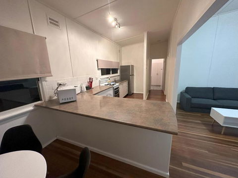 Private 1 Bedroom Apartment With Fenced Yard - Accommodation VIC 2