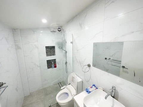 Private, Local Living Studio In Mascot, Airport - Accommodation VIC 1