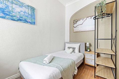 Private Single Room - Conveniently Located At Glebe - Shared Bathroom - Accommodation VIC 0
