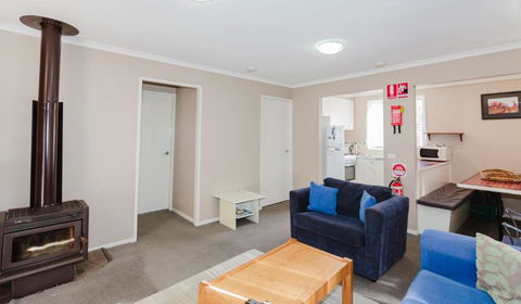 Pullybuntor - 5 46 Townsend Street - Accommodation VIC 3