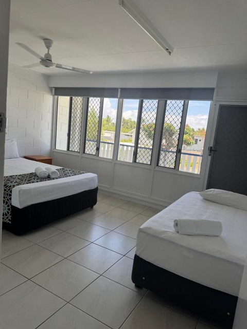 QCWA K P Units - Accommodation VIC 2