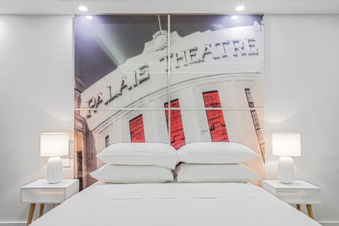 Quirky Studio With Sleek Decor In St Kilda - Accommodation VIC 2